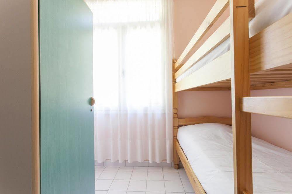 Sous Les Pins Hotell Ronce-les-Bains Eksteriør bilde