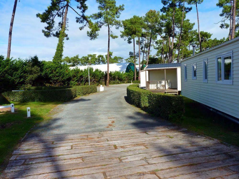 Sous Les Pins Hotell Ronce-les-Bains Eksteriør bilde