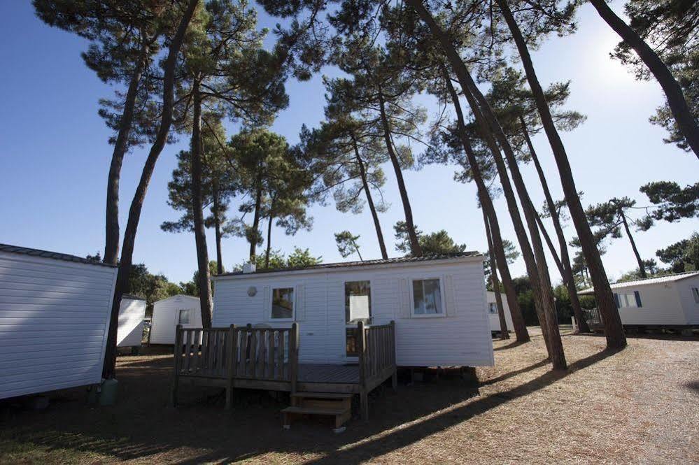 Sous Les Pins Hotell Ronce-les-Bains Eksteriør bilde