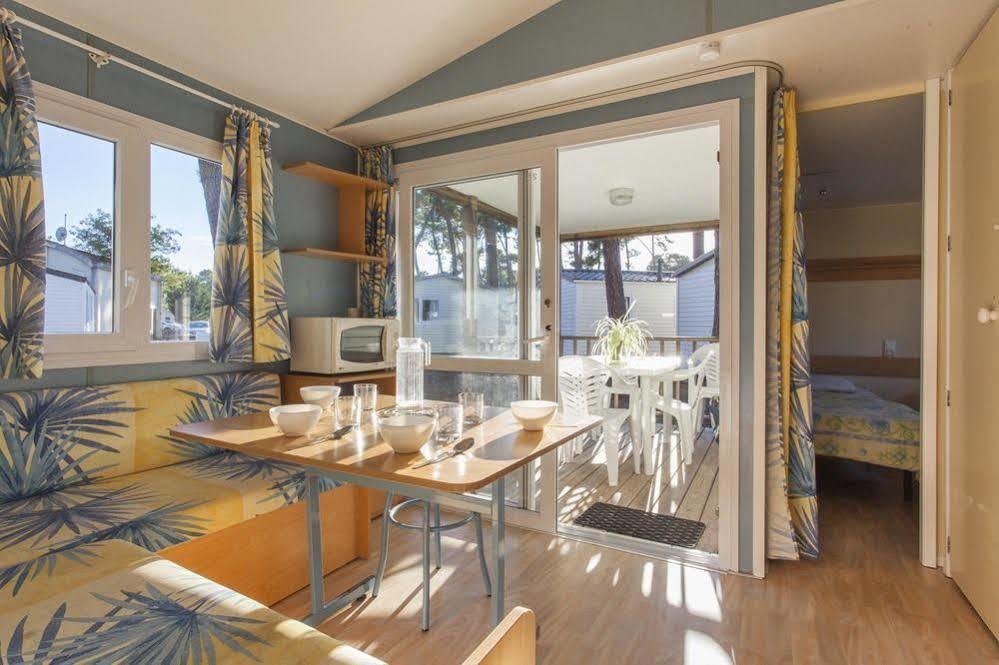 Sous Les Pins Hotell Ronce-les-Bains Eksteriør bilde