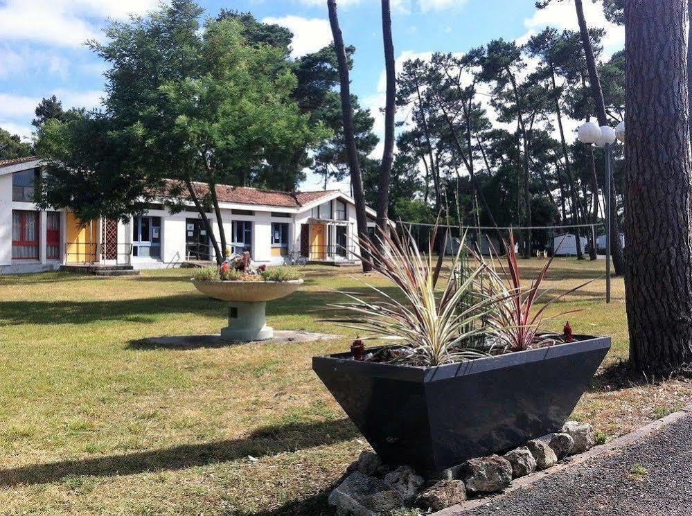 Sous Les Pins Hotell Ronce-les-Bains Eksteriør bilde